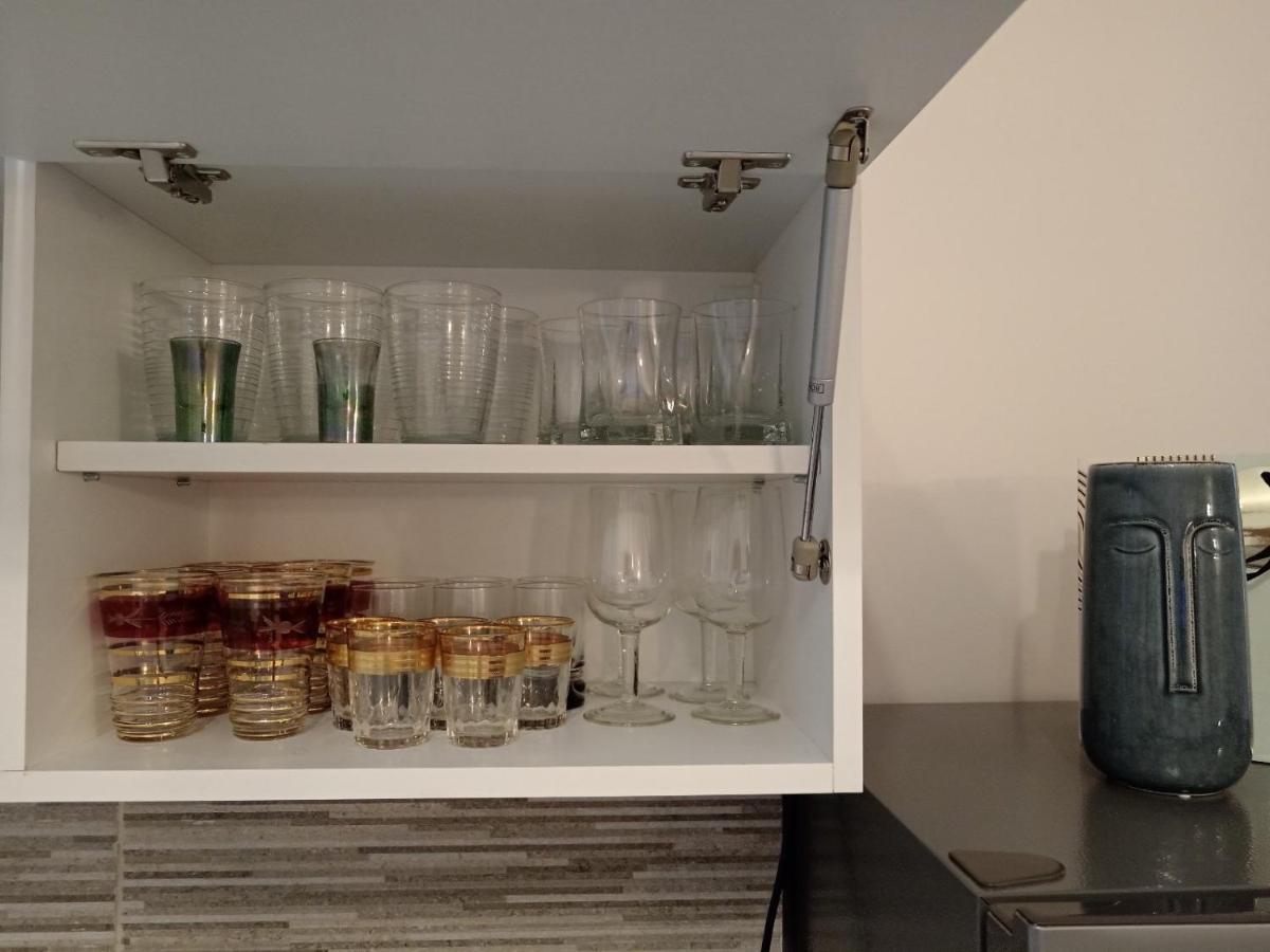 Red Square Apartment 피로트 외부 사진